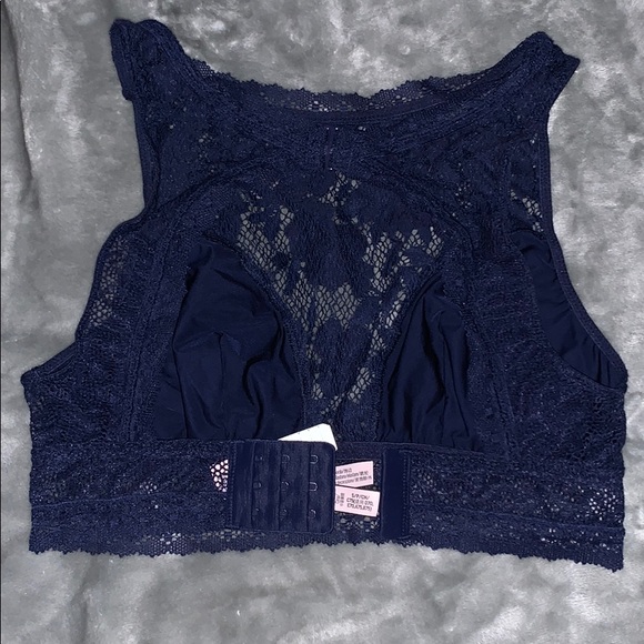 High neck Victoria secret bralette - Picture 2 of 2